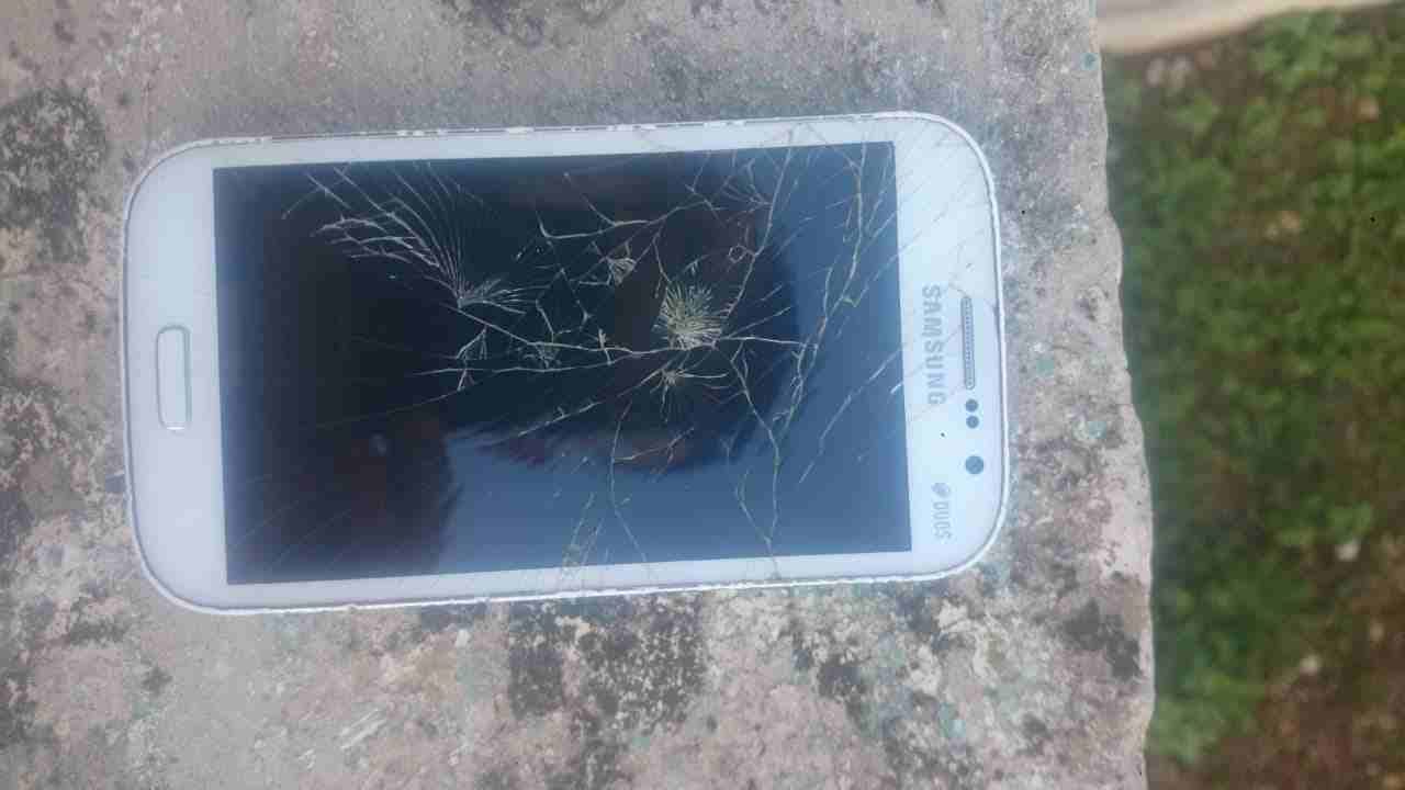 رجاء قراءه الإعلان لأ الاخررررررر
لا تنسَ أنك شاهدت هذا الإعلان في عنكبوت
3 تليفونات 1 سامسونغ j3...