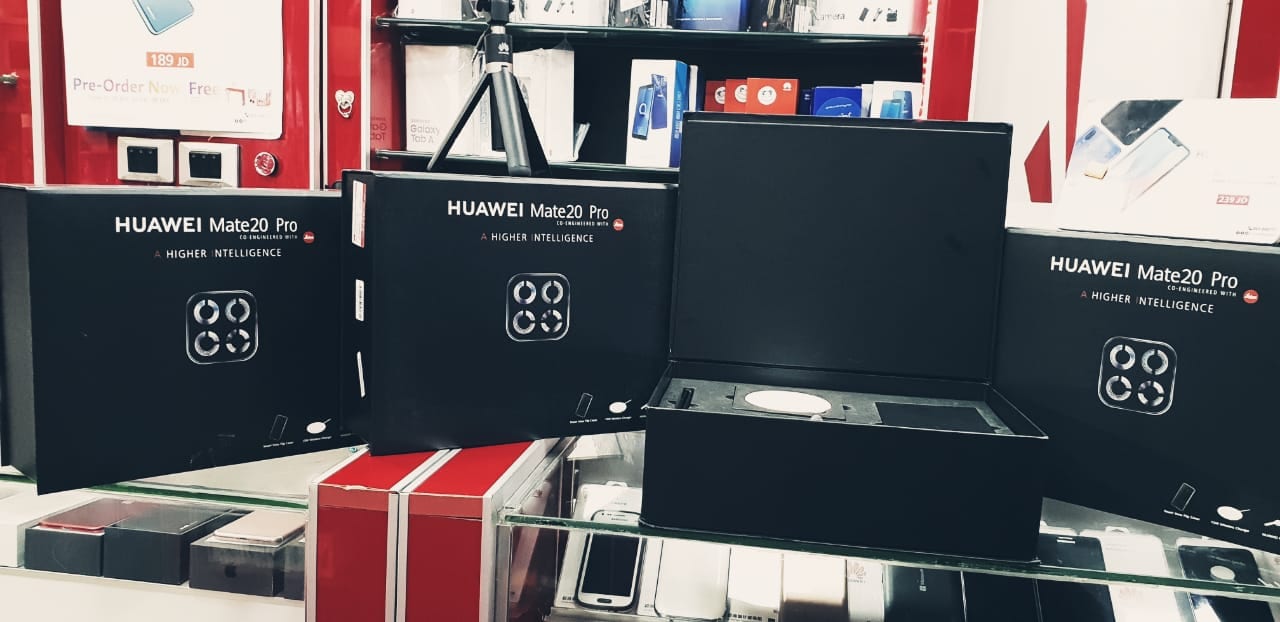 اجمل العروض في المملكة على اجهزه Mate20 pro فل بكج كفاله سل افنيو
لا تنسَ أنك شاهدت هذا الإعلان في عنكبوت...