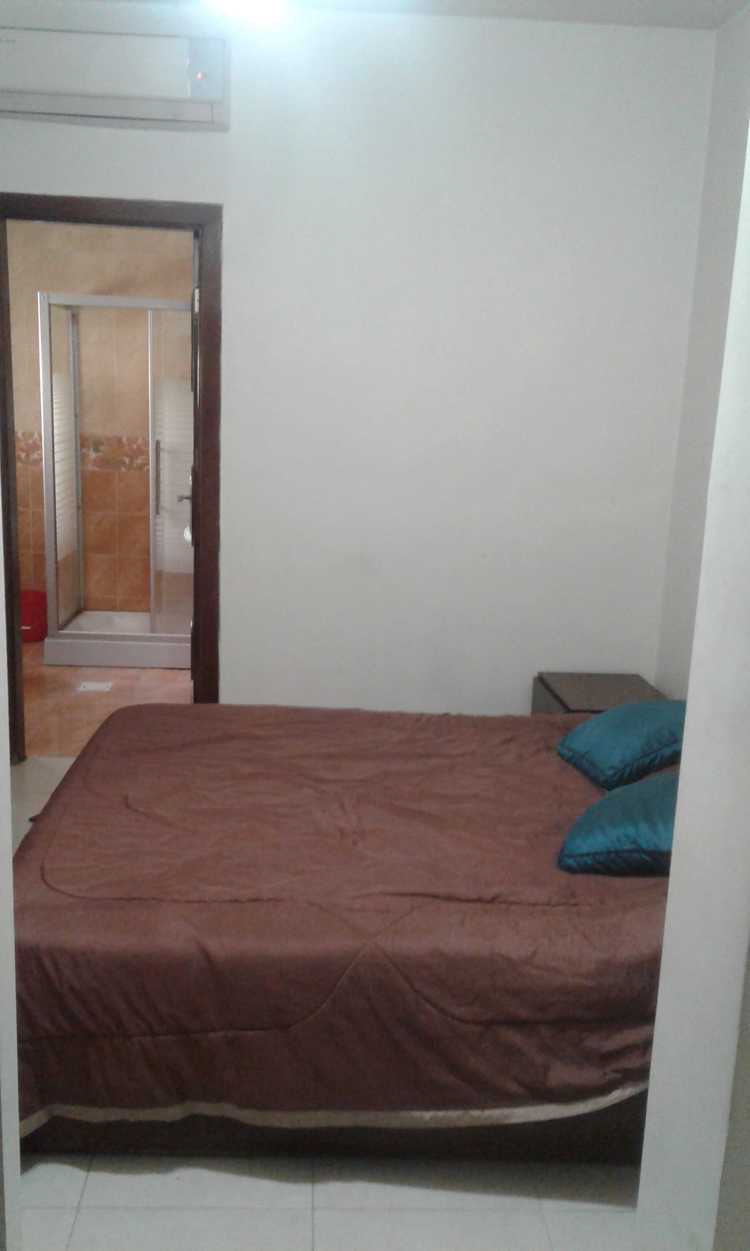 ستوديوهات مفروشه للإيجار اليومي. Full furnished studios for daily rent 35JDs
لا تنسَ أنك شاهدت هذا الإعلان في عنكبوت...