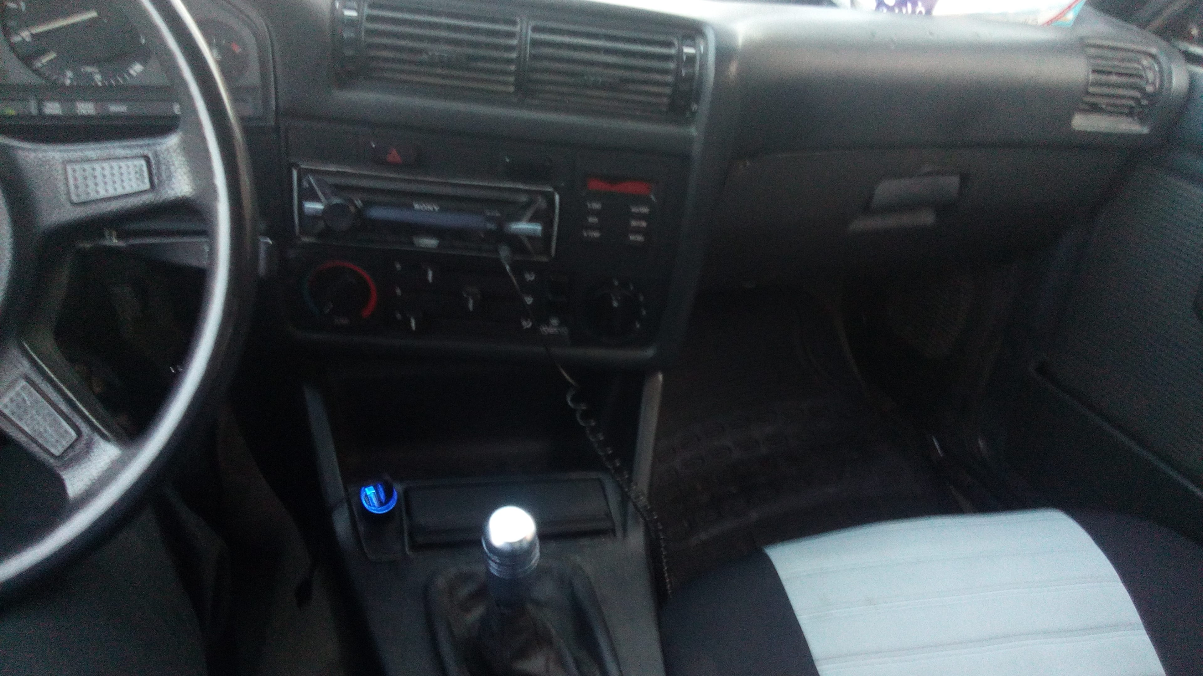بي ام بوز النمر
لا تنسَ أنك شاهدت هذا الإعلان في عنكبوت
Bmw 318
مديل 87 محدثه 91 محرك جديد...