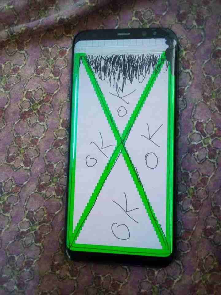 S8 Plus
لا تنسَ أنك شاهدت هذا الإعلان في عنكبوت
فحص كامل ... التتش شغال كله ما عدا المنطقه اعلى ا...