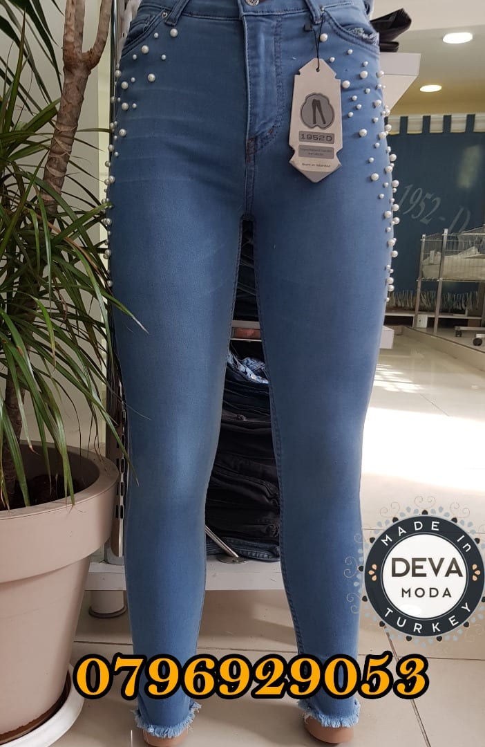بتطلون موديل تركي بخرز ولولو
لا تنسَ أنك شاهدت هذا الإعلان في عنكبوت
#ملابس #تركيه Deva Moda...