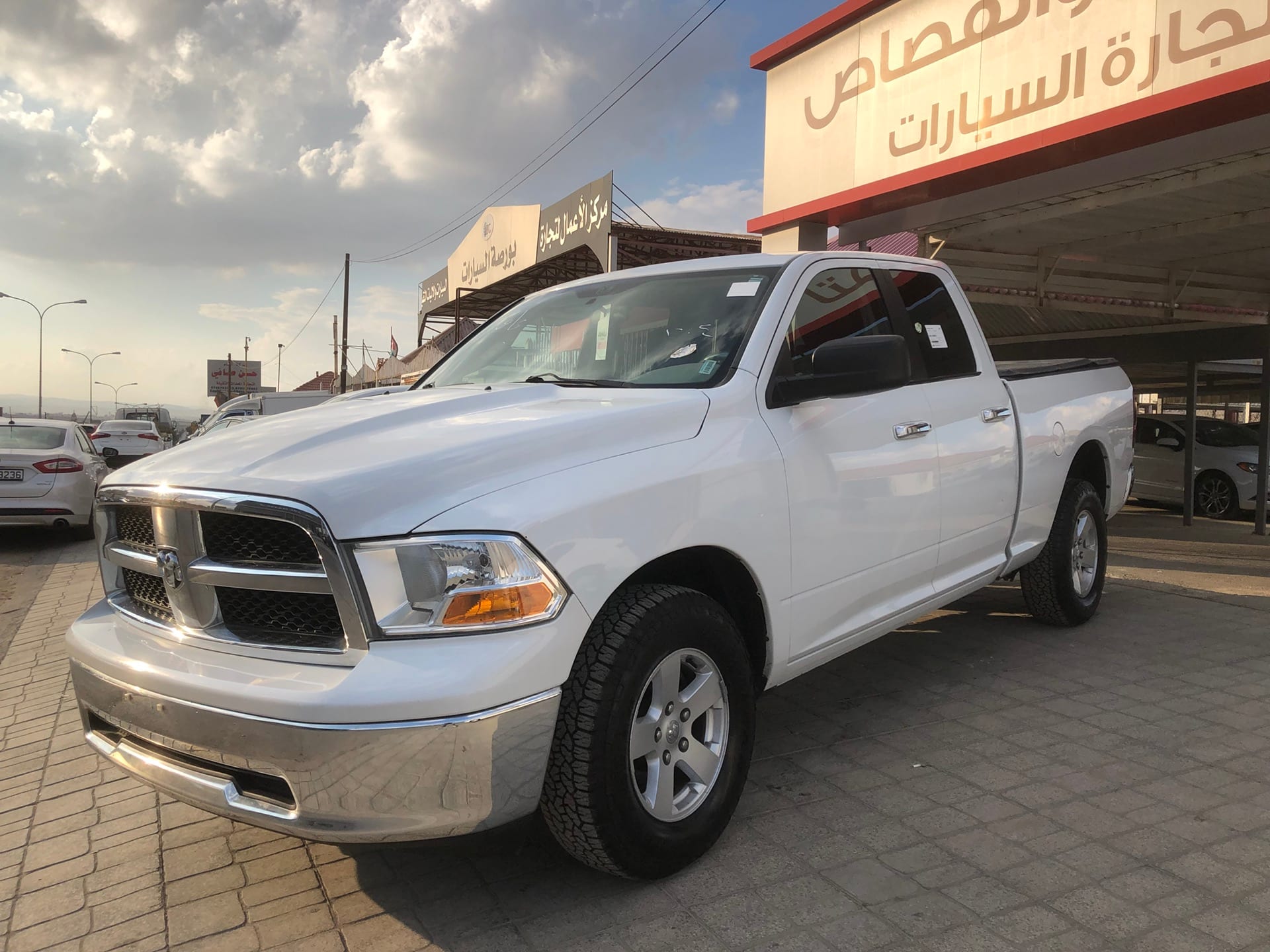 دودج رام 2011 للبيع
لا تنسَ أنك شاهدت هذا الإعلان في عنكبوت
دودج رام SLT 4X4 2011
كلين تاتيل...