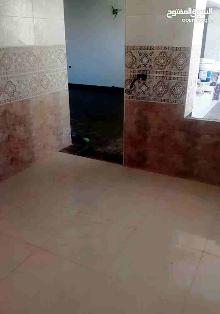 ابو محمود لتبليط جميع انواع البلاط وتركيب المطابخ
لا تنسَ أنك شاهدت هذا الإعلان في عنكبوت
ابو محم...