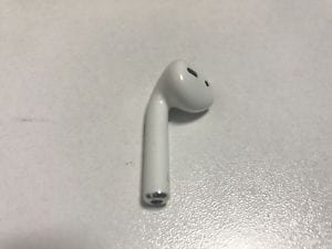 سماعه شمال فقط airpods
لا تنسَ أنك شاهدت هذا الإعلان في عنكبوت
جهه شمال فقط بدون العلبه
بحال...