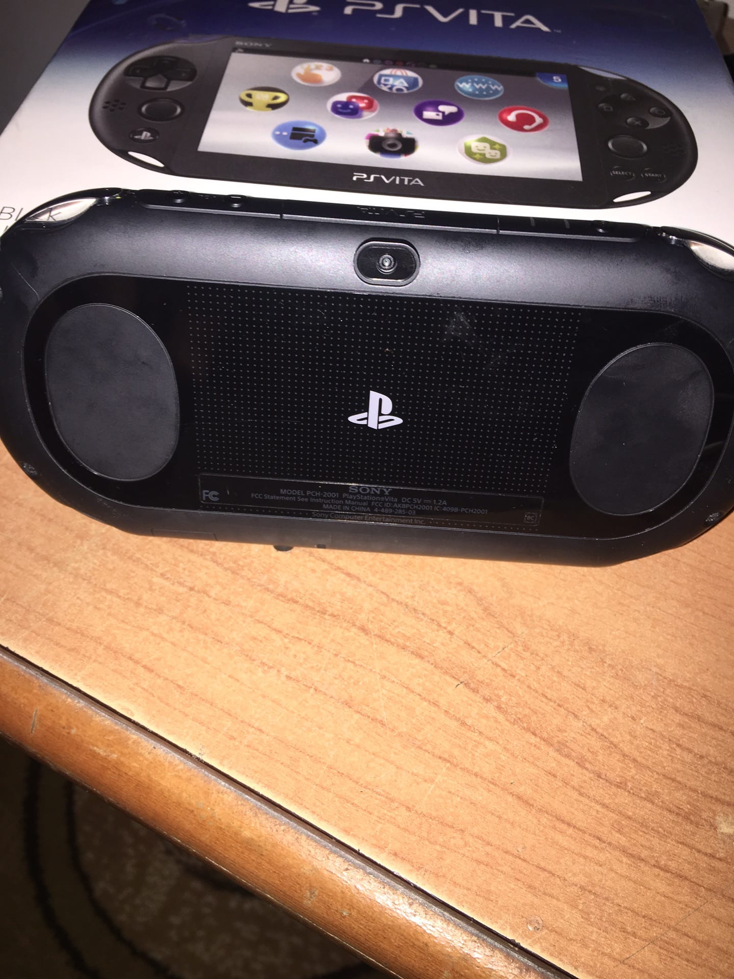بلاستيشن vita
لا تنسَ أنك شاهدت هذا الإعلان في عنكبوت
بلاستيشن vita بحالة الوكالة معها كرتونت...