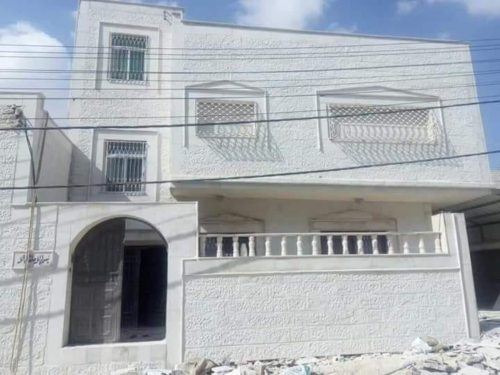 أبو عماد لتركيب الشحف والحجر والمصاطر الشلالات ونوافير وارضيات وجميع الديكورات
لا تنسَ أنك شاهدت هذا الإعلان في عنكبوت...