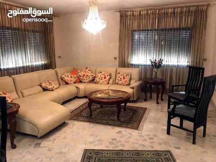 روف مفروش للايجار الرابيه ديلوكس 200م داخلي 200 م خارجي
لا تنسَ أنك شاهدت هذا الإعلان في عنكبوت
ف...