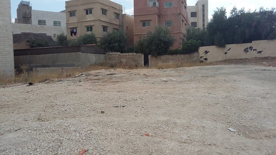 الأردن - عمان
ارض للبيع في القويسمة/ ام نوارة - تبعد كيلو متر واحد عن ستاد الملك عبد الله الثاني
القرية: القويسمة
حوض: ام نوارة
المساحة: 1.18 دنم
الموقع: القويسمة/ ام نوارة - تبعد كيلو متر واحد ع...