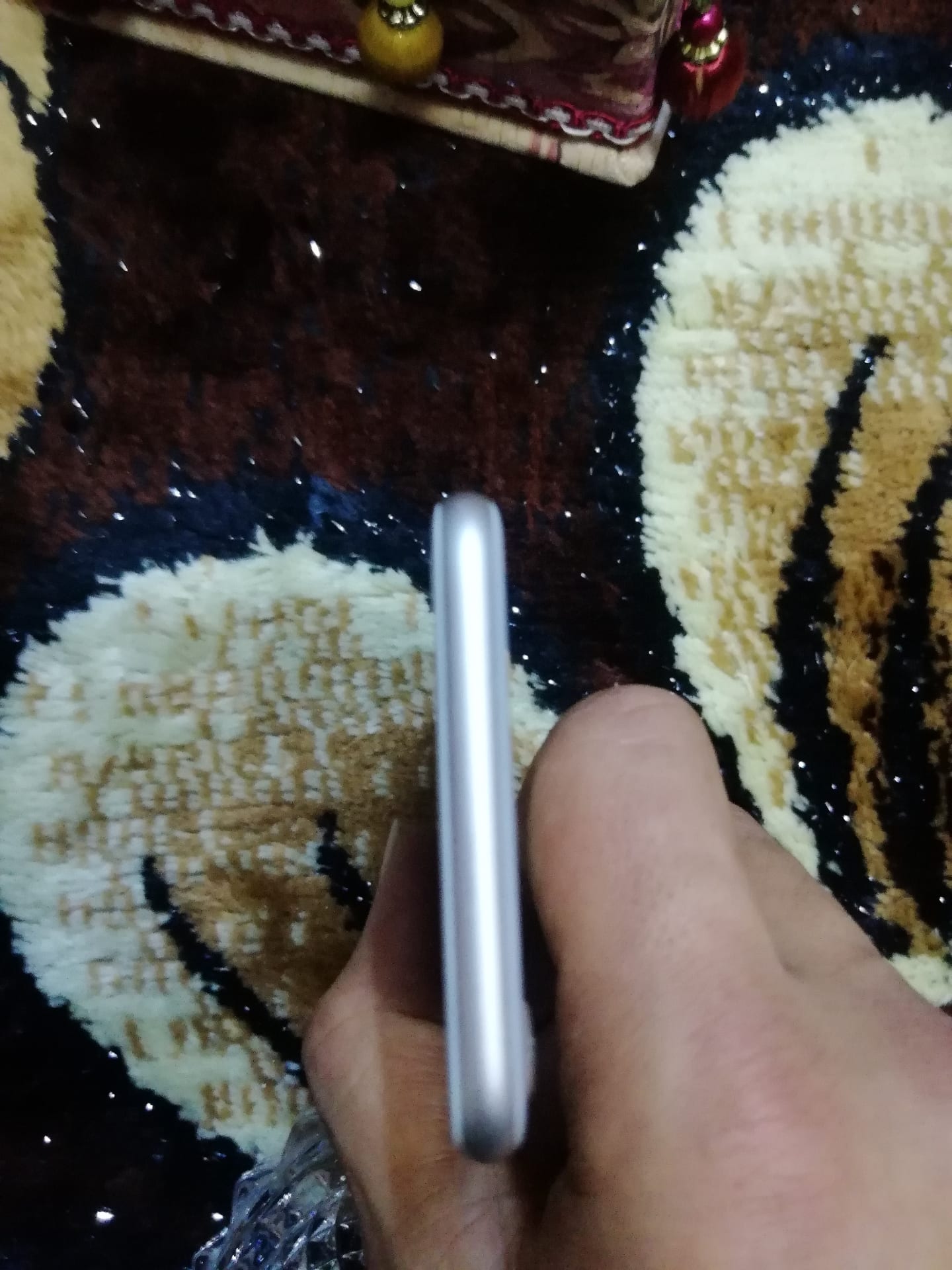 أيفون7 عادي 128جيجا
لا تنسَ أنك شاهدت هذا الإعلان في عنكبوت
جهاز ولا نقرا ولا خدش معو شاحن وب...