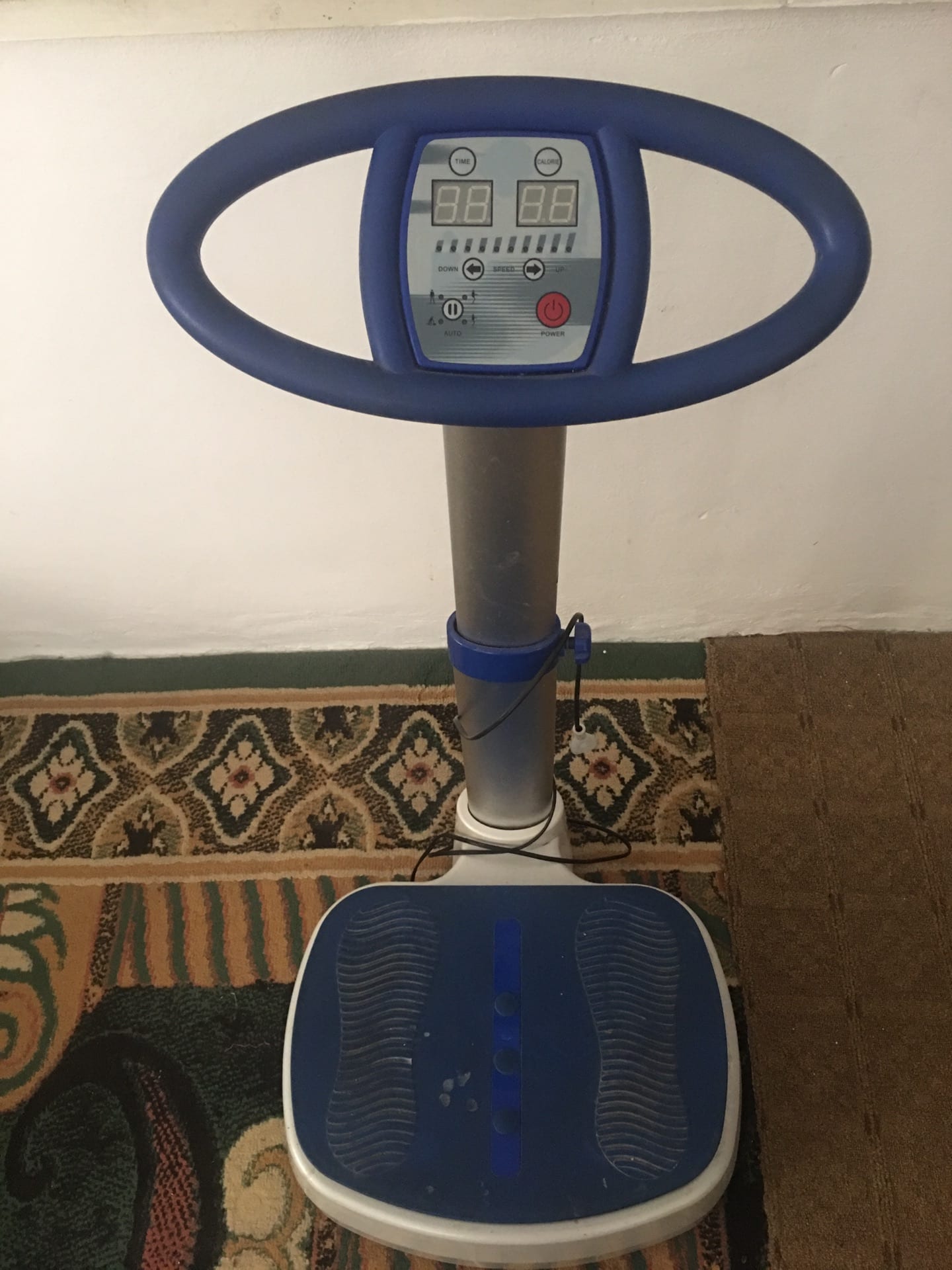 جهاز تكسير الدهون مستعمل بحال الوكالة
لا تنسَ أنك شاهدت هذا الإعلان في عنكبوت
جهاز رياضي...