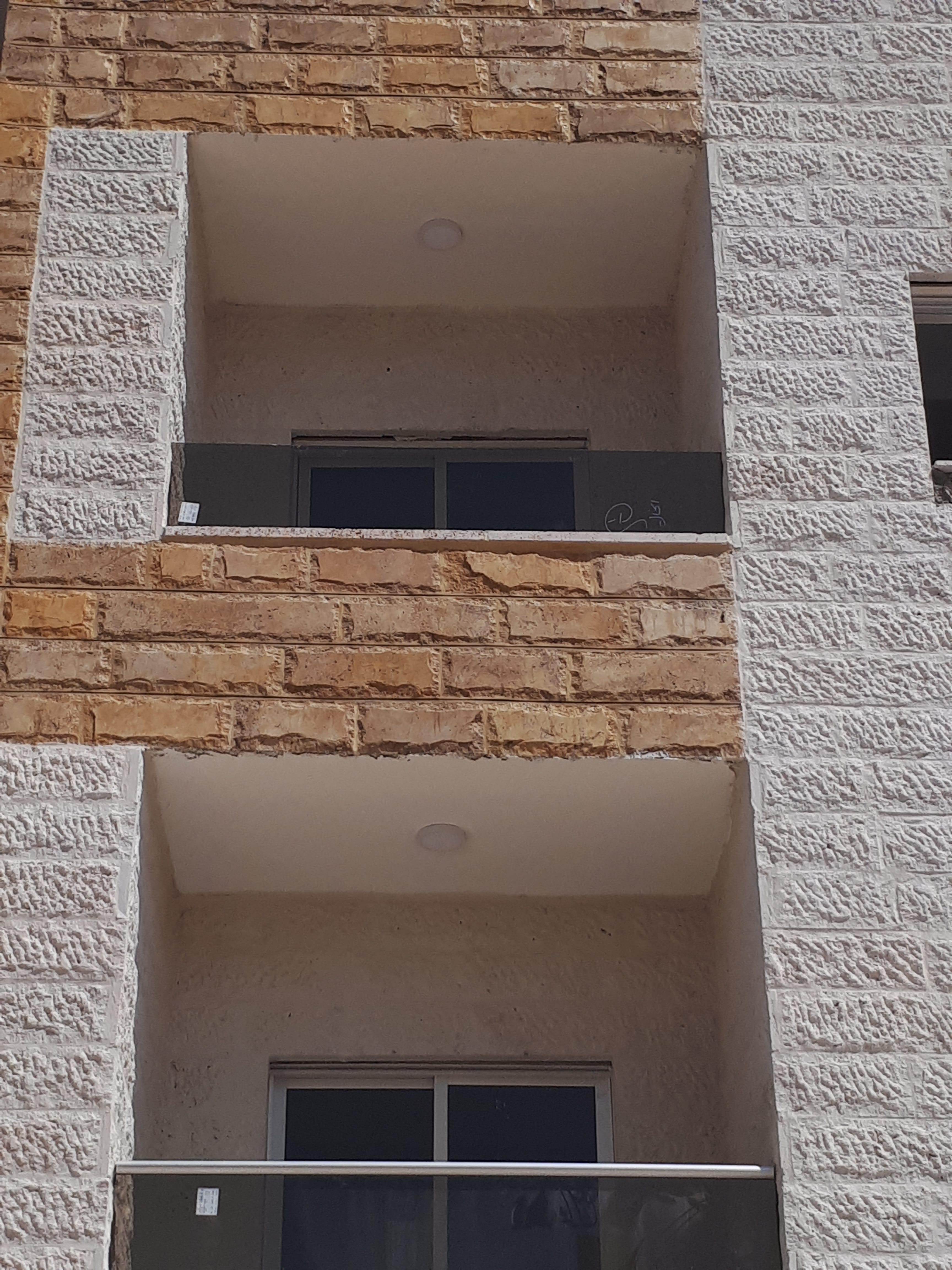 لقطة تملك شقة على طريق مطار غمدان
لا تنسَ أنك شاهدت هذا الإعلان في عنكبوت
شقق جديدة طريق مطار...