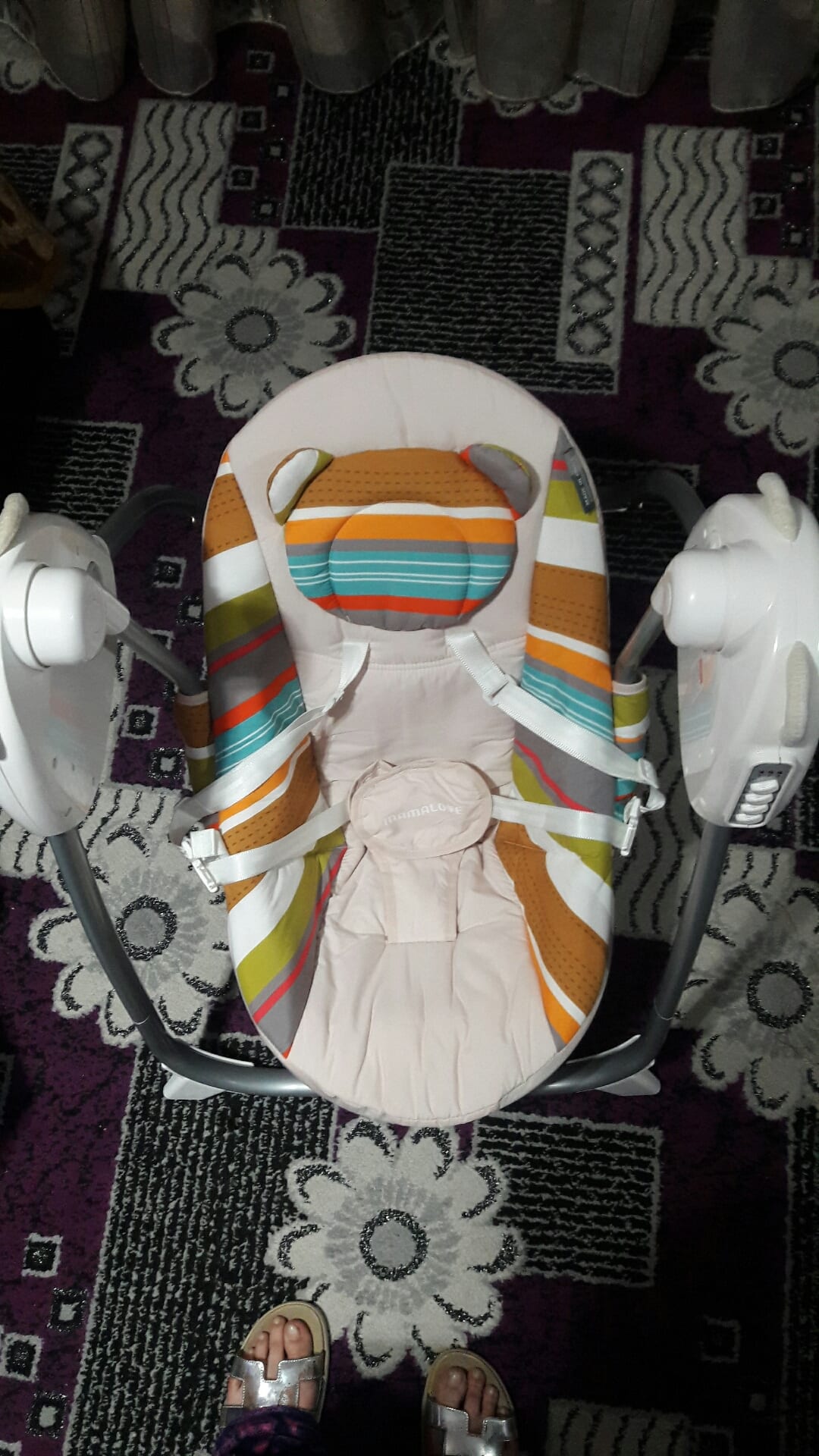 كرسي هزاز على البطاريه جديد من روبنز
لا تنسَ أنك شاهدت هذا الإعلان في عنكبوت
0795667838
السعر 50 دينار...