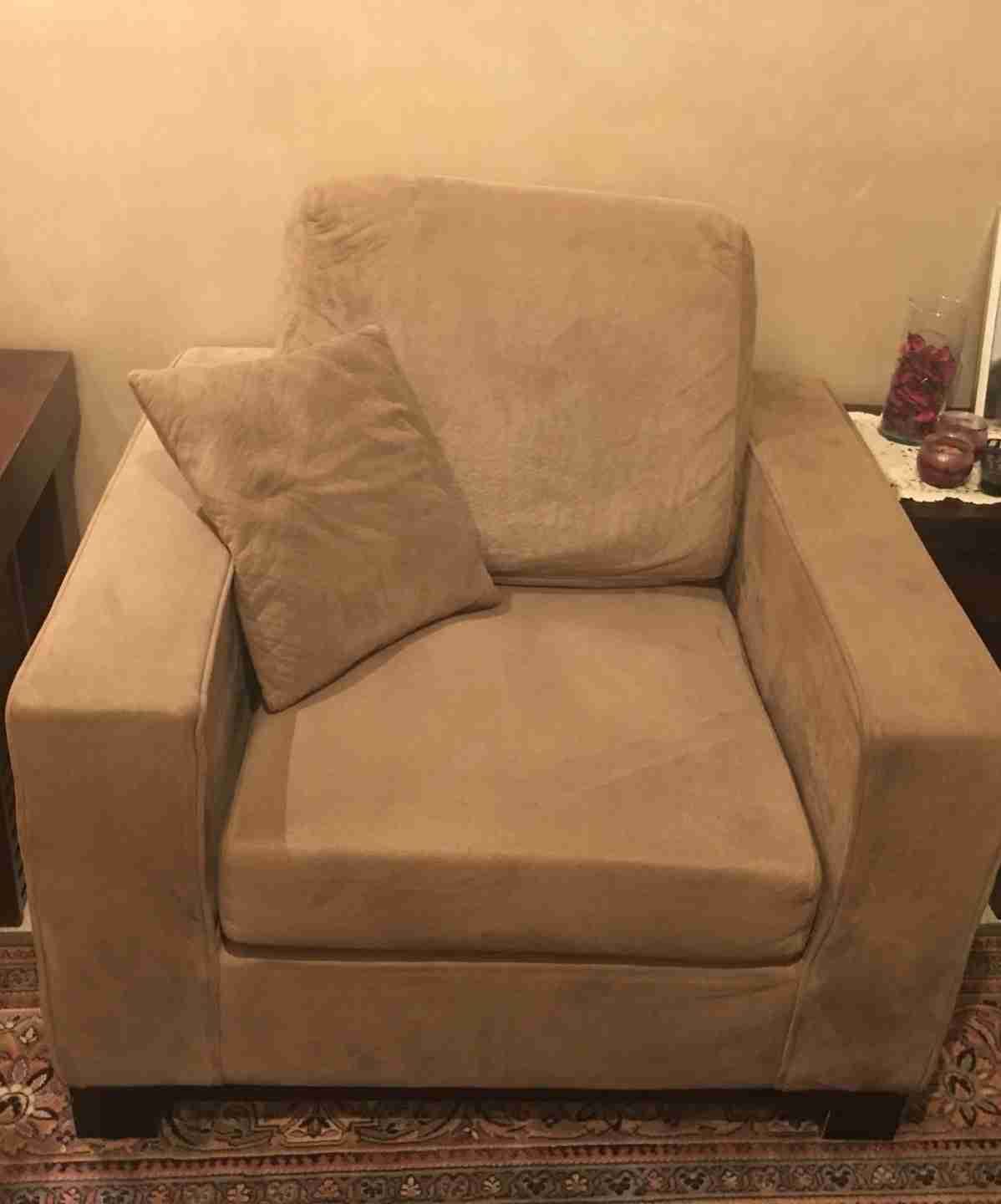 الجبيهه
لا تنسَ أنك شاهدت هذا الإعلان في عنكبوت
طقم كنب امريكي من centerpoint مكون من 6 مقاعد...