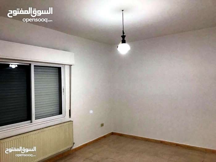 شقة فارغة للايجار الجاردنز 3نوم صالون 275 دينار
لا تنسَ أنك شاهدت هذا الإعلان في عنكبوت
3نوم...