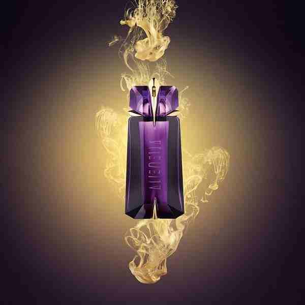 عطر ALIEN من THIERRY MUGLER
لا تنسَ أنك شاهدت هذا الإعلان في عنكبوت
عطر ALIEN من TGIERRY MUGLER ا...