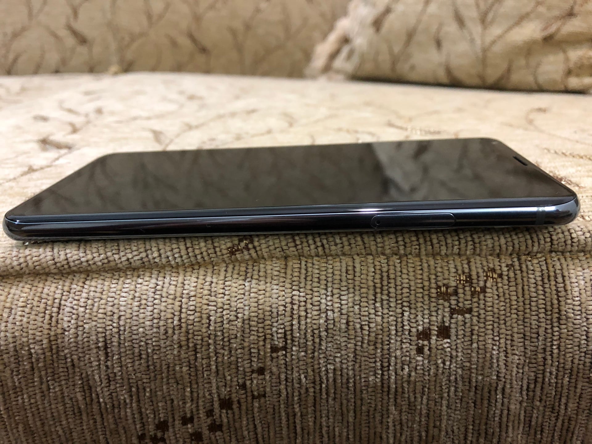 ال جي حي 7 للبيع بسعر مغري LG G7 THINQ
لا تنسَ أنك شاهدت هذا الإعلان في عنكبوت
تلفون ال جي جي...