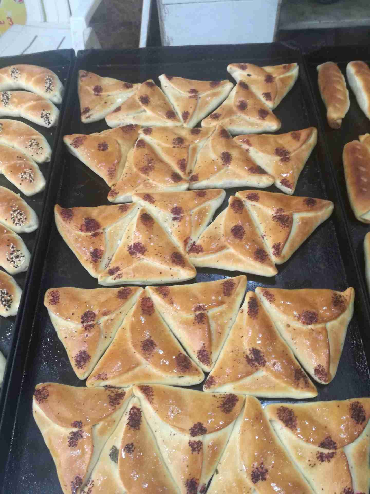 معجنات شاميه بجوده واشكال عاليه واسعار مناسبه
لا تنسَ أنك شاهدت هذا الإعلان في عنكبوت
استعداد...
