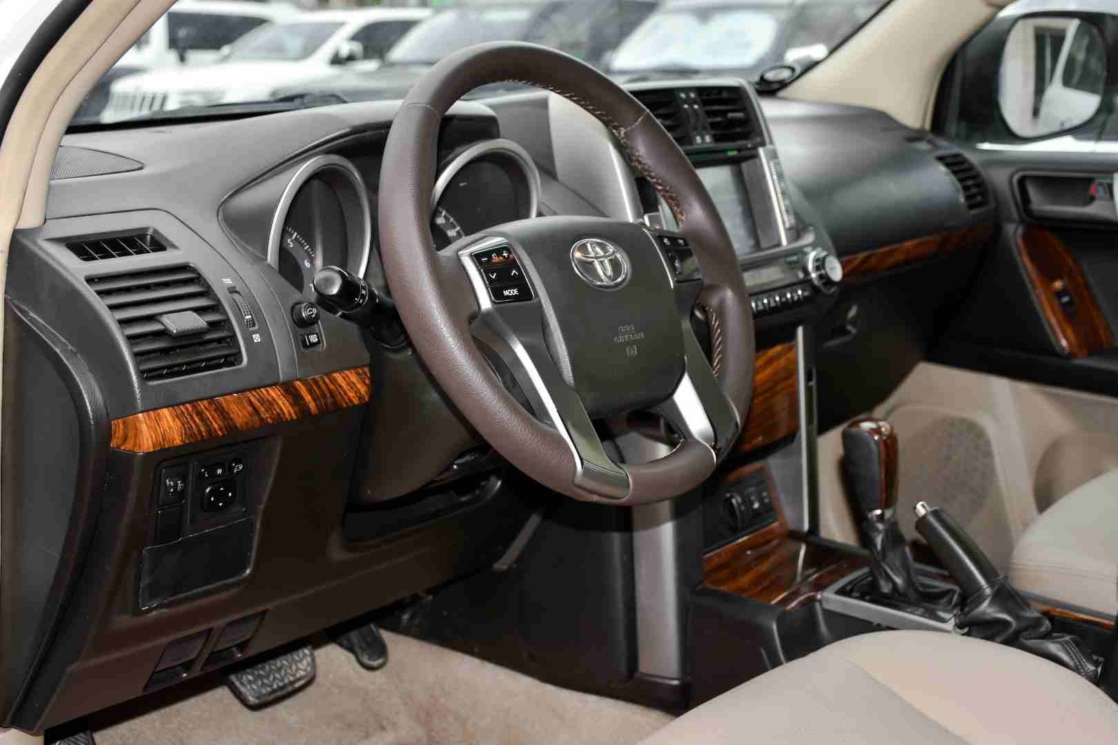 2010 Land Cruiser Prado TX.L
لا تنسَ أنك شاهدت هذا الإعلان في عنكبوت
2010 Land Cruiser Prado TX.L...