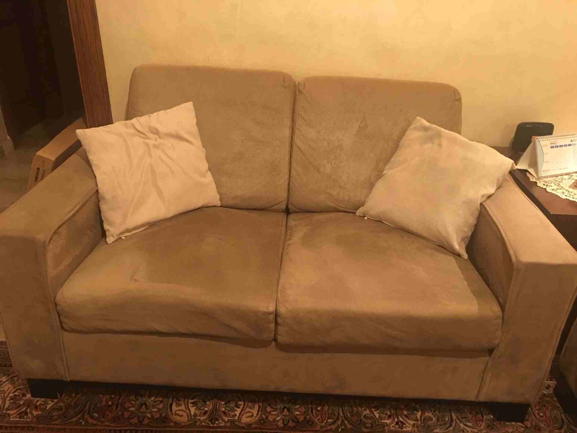 طقم كنب امريكي مقاعد 6 لون ترابي مع طاولة وسط و 2 طاولة جانبيه لون بني محروق
لا تنسَ أنك شاهدت هذا الإعلان في عنكبوت...