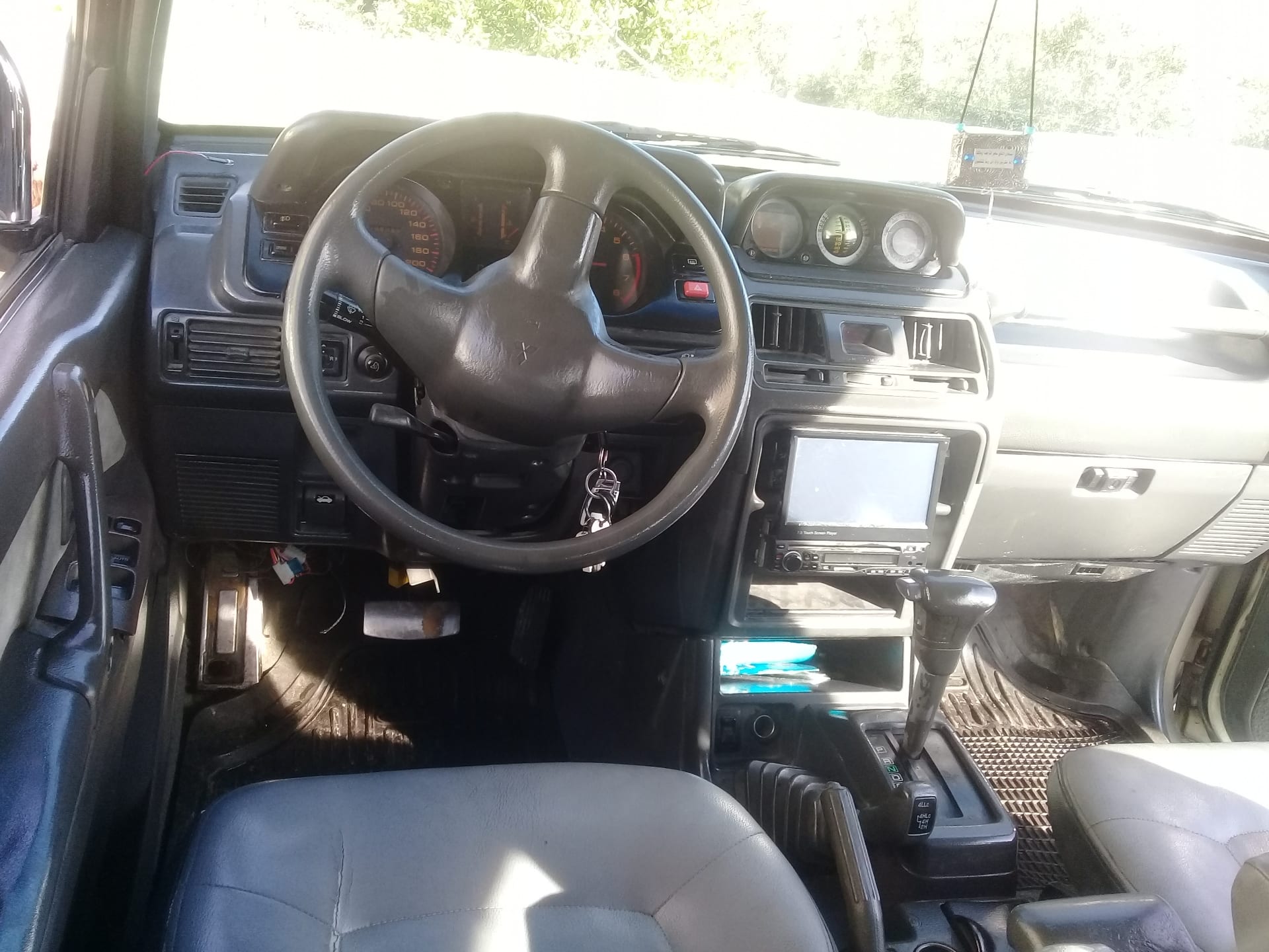 جيب ميتسوبيشي باجيرو بحاله ممتازه 4x4
لا تنسَ أنك شاهدت هذا الإعلان في عنكبوت
متسوبيشي باجيرو...