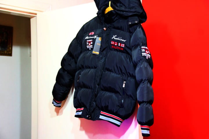 جاكيت اطفال شتوي مبطن بطاقية جديد للبيع KIDS WINTER JACKET with cap NEW FOR
لا تنسَ أنك شاهدت هذا الإعلان في عنكبوت...