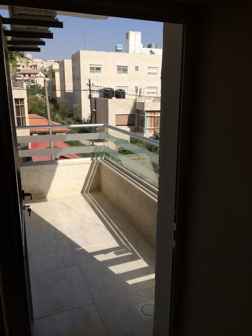 شقة مفروشة فرش كامل جديدة بالقرب من الجامعة الأردنية – ضاحية الرشيد
لا تنسَ أنك شاهدت هذا الإعلان في عنكبوت...