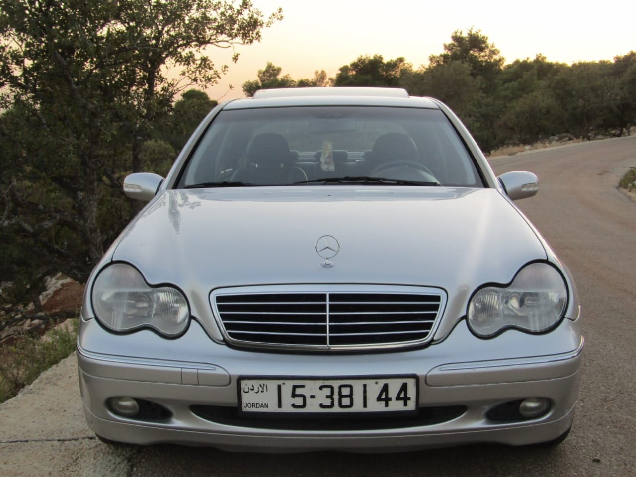 مرسيدس c200 موديل 2001 كومبرسر فل كامل بحالة ممتازة
لا تنسَ أنك شاهدت هذا الإعلان في عنكبوت
م...