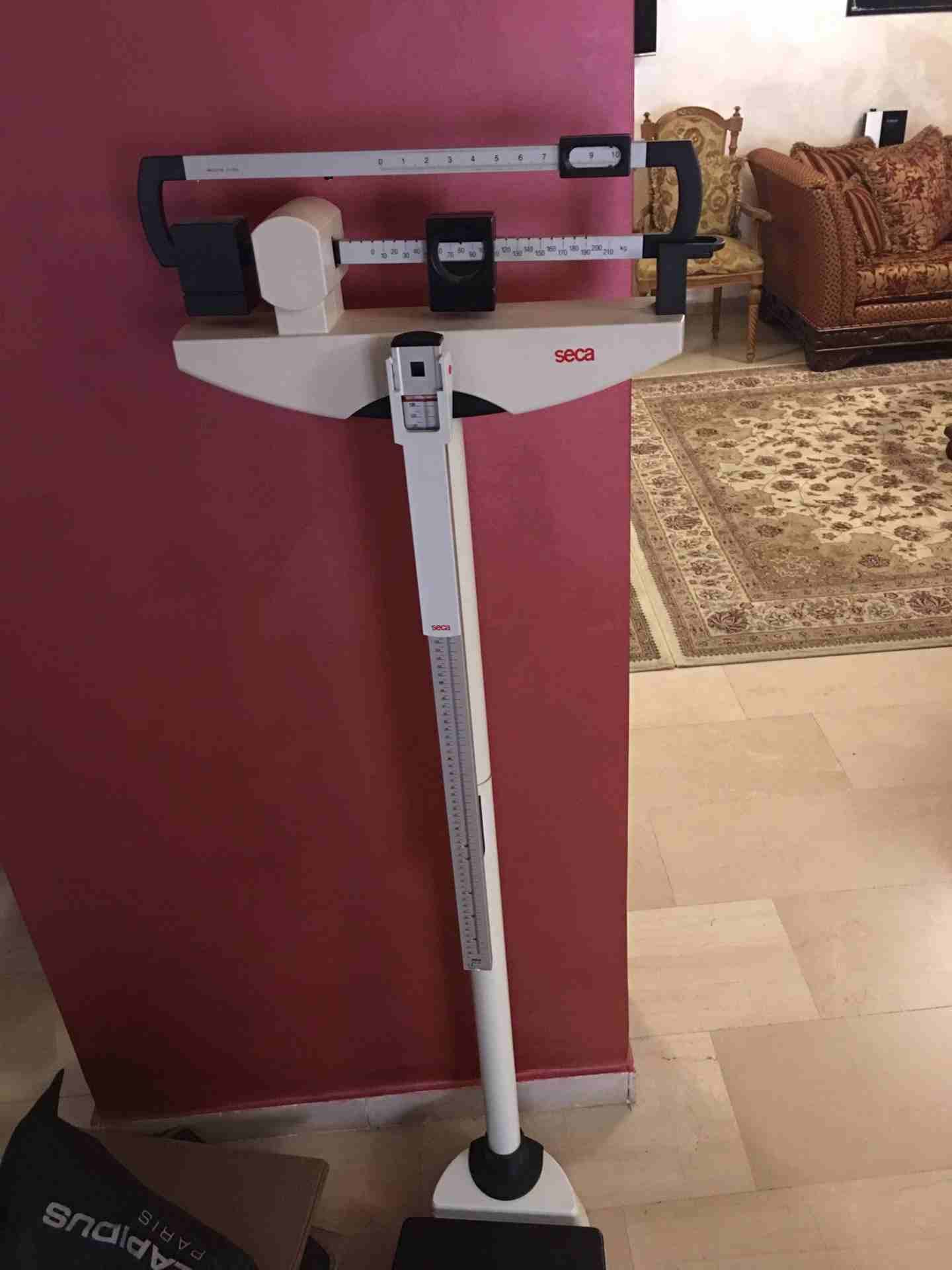 ميزان للبيع
لا تنسَ أنك شاهدت هذا الإعلان في عنكبوت
ميزان
يقاس فيه
طول الوزن...