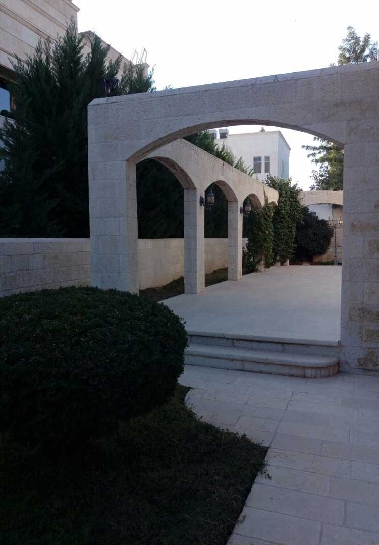 فيلا للبيع في عبدون
لا تنسَ أنك شاهدت هذا الإعلان في عنكبوت
فيلا للبيع او للايجار خلف السفارة...