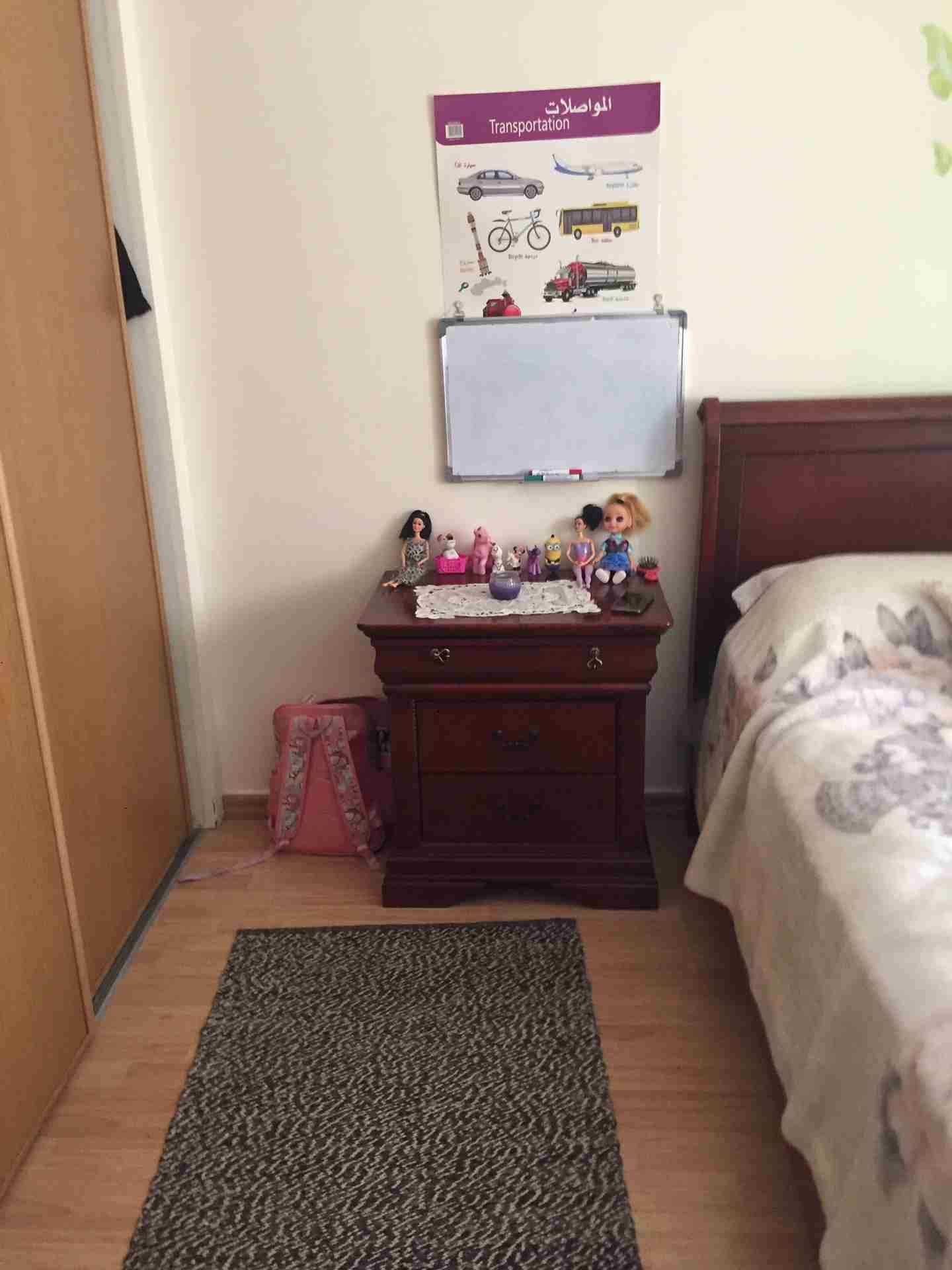 غرفة نوم امريكي بلوط صولد
لا تنسَ أنك شاهدت هذا الإعلان في عنكبوت
تواليت تخت كومدينة بدون خزا...