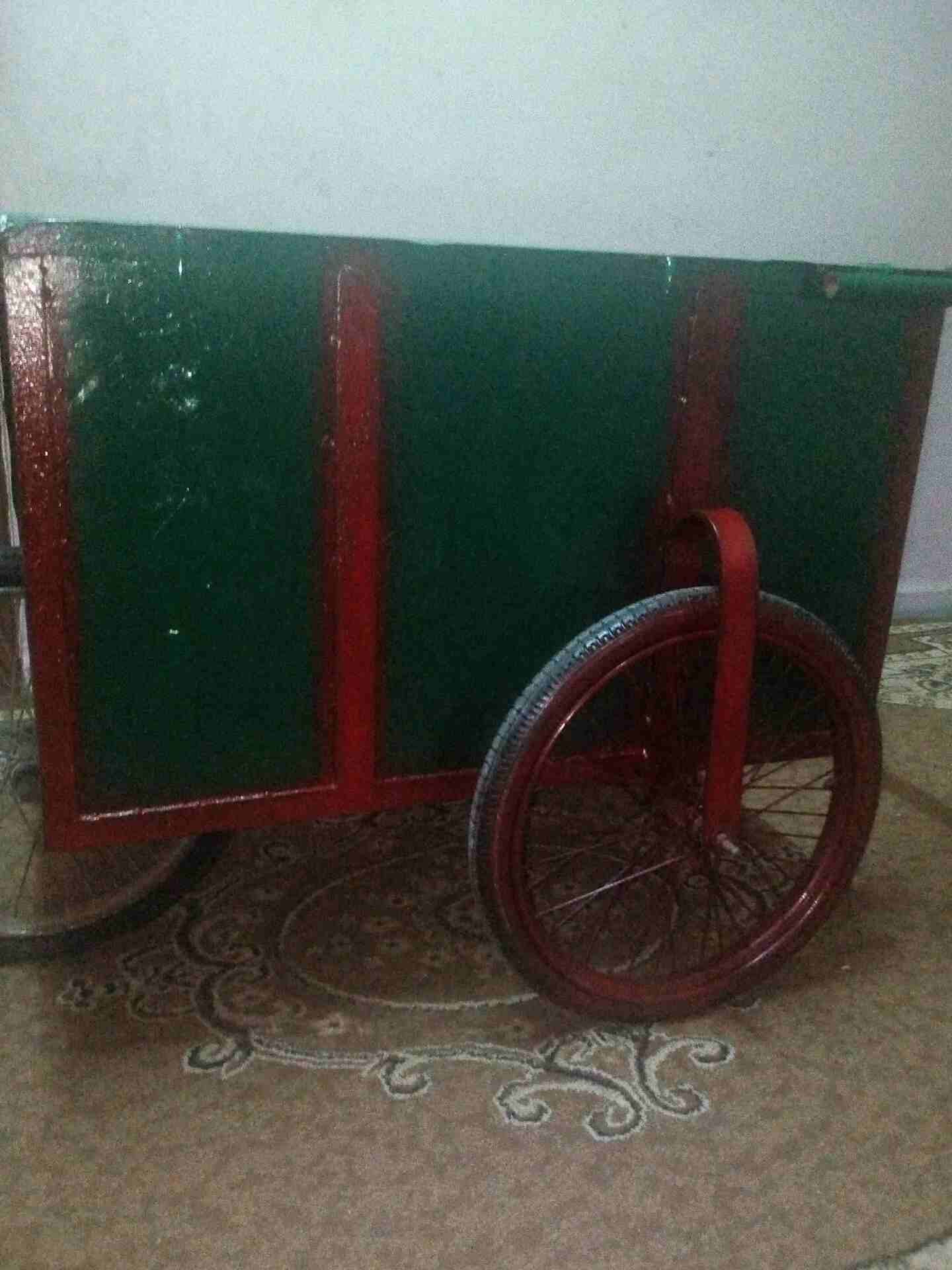 عرباية
لا تنسَ أنك شاهدت هذا الإعلان في عنكبوت
لون اخضرواحمر 3عجال...