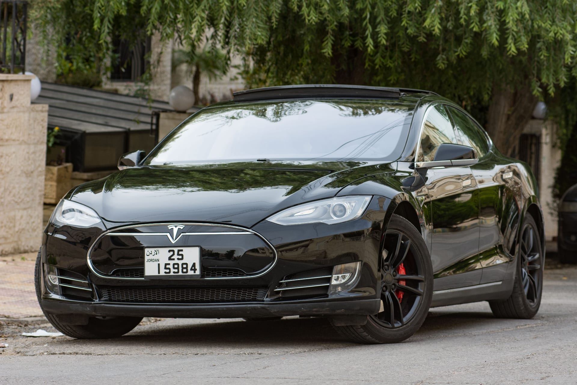 Tesla 85 تسلا 85 فحص كامل
لا تنسَ أنك شاهدت هذا الإعلان في عنكبوت
Tesla model s 85
Full Panor...