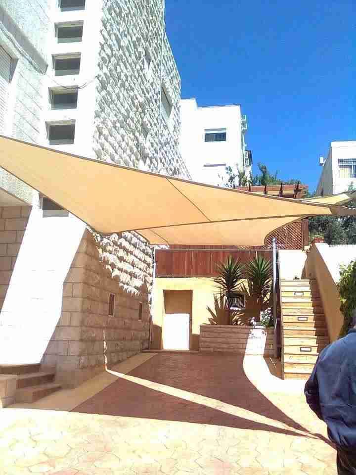 نقوم بتركيب جميع أنواع المظلات والشوادر الشد والخيم والسواتر واللكسان بسعر الجمله
لا تنسَ أنك شاهدت هذا الإعلان في عنكبوت...