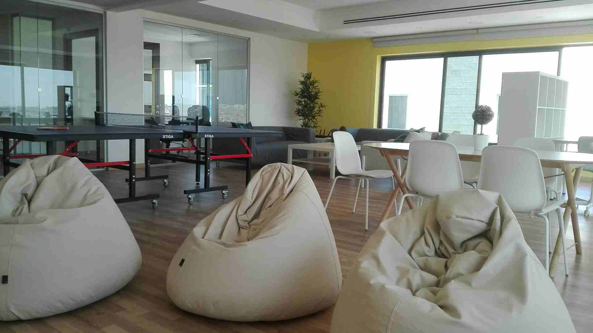 بفات كراسي ال bean bags
لا تنسَ أنك شاهدت هذا الإعلان في عنكبوت
كراسي ال bean bags انها تجعل الجل...