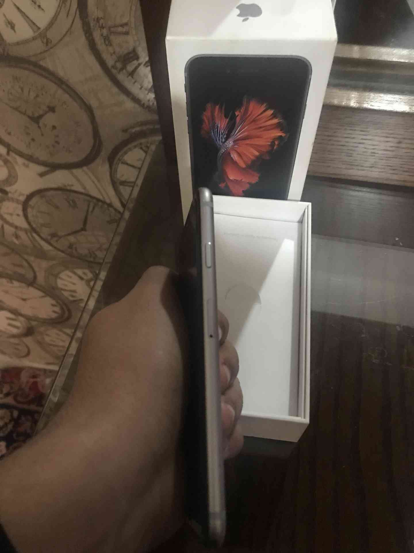 iphone6s /16GB/
لا تنسَ أنك شاهدت هذا الإعلان في عنكبوت
ايفون 6اس مستعمل
غير قابل للبدل
معاه...