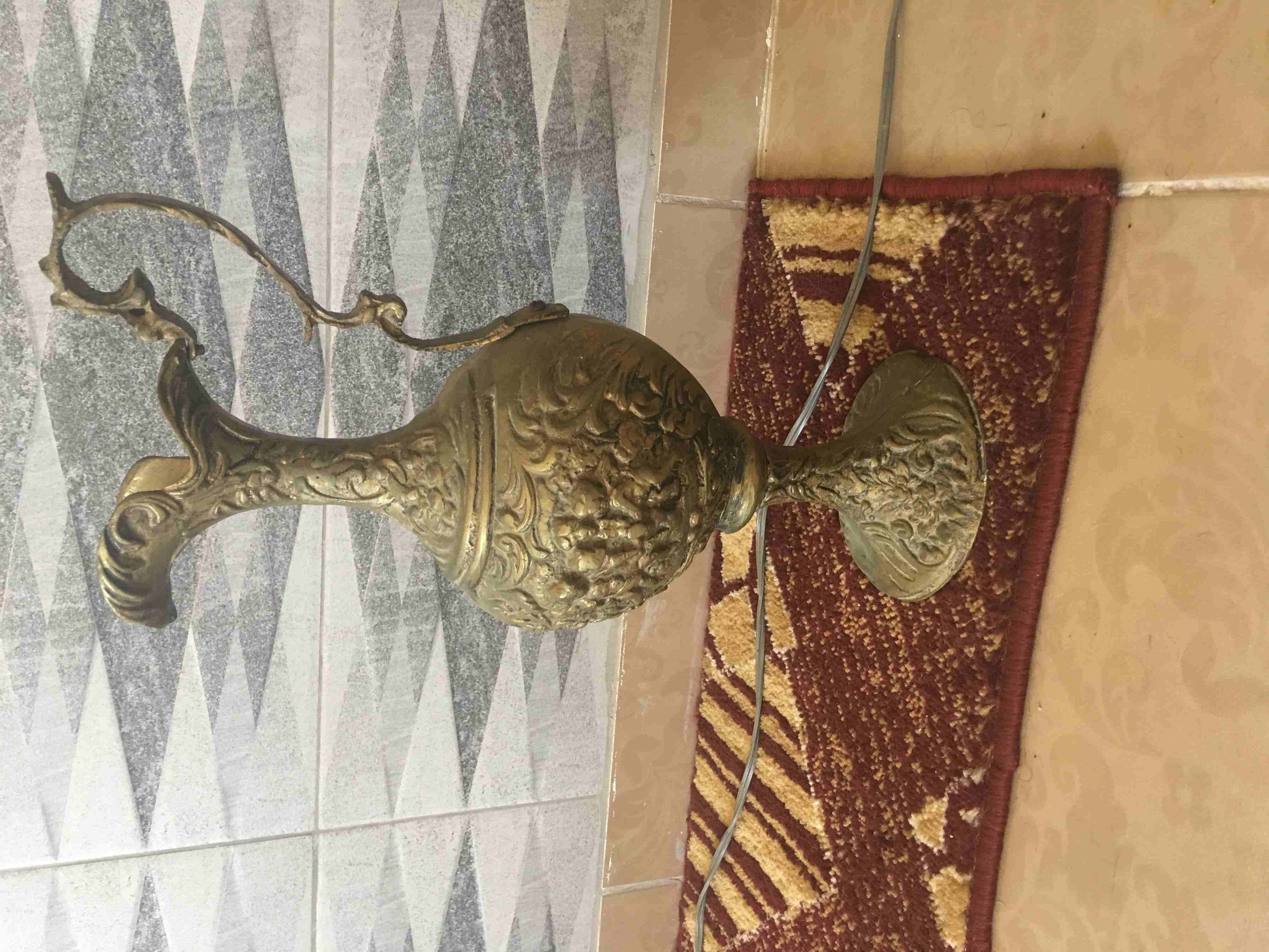 فازه نحاس
لا تنسَ أنك شاهدت هذا الإعلان في عنكبوت
للبيع فازه نحاس تقيله عمرها اكتر من 50 سنه...