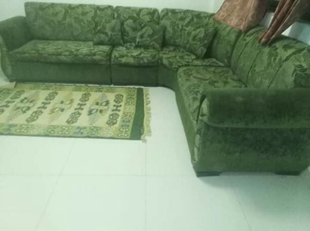 83000
للبيع : - ارض بمساحة 347مترفي منطقة الجوفة الاغوارعلى ثلاث شوارع عليها بركة سباحه وبيت طابقين معفش عفش بسيط يخدم البركة مع شورات خارجيه للبيع كإستثمار بدخل شهري لابأس فيه للراغبين باتخاذ القطعة...