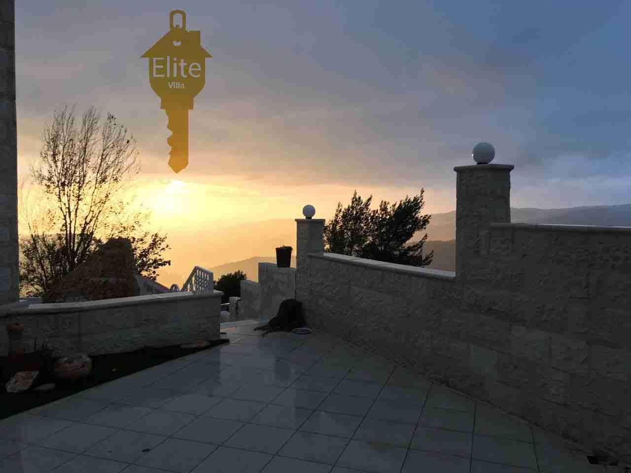 فيلا مستقله للبيع في الاردن - عمان - ماحص بمساحه 400م
لا تنسَ أنك شاهدت هذا الإعلان في عنكبوت...