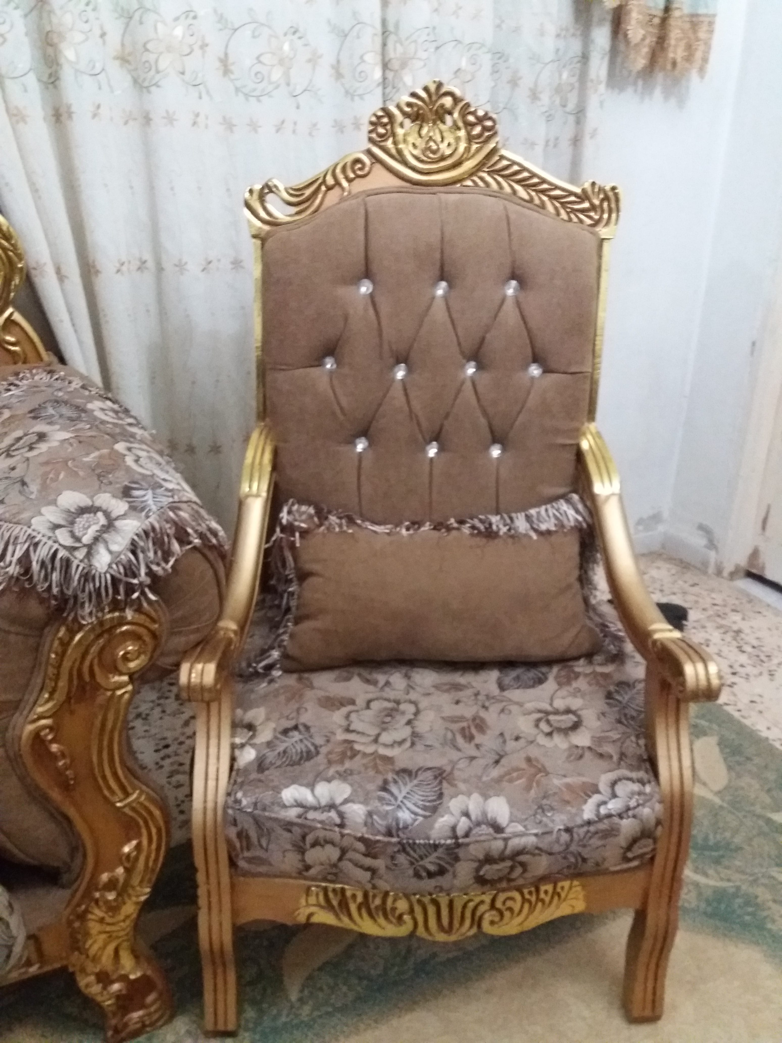 طقمين كنب مصري
لا تنسَ أنك شاهدت هذا الإعلان في عنكبوت
طقمين كنب مصري استخدام خفيف
سعر الطقم...