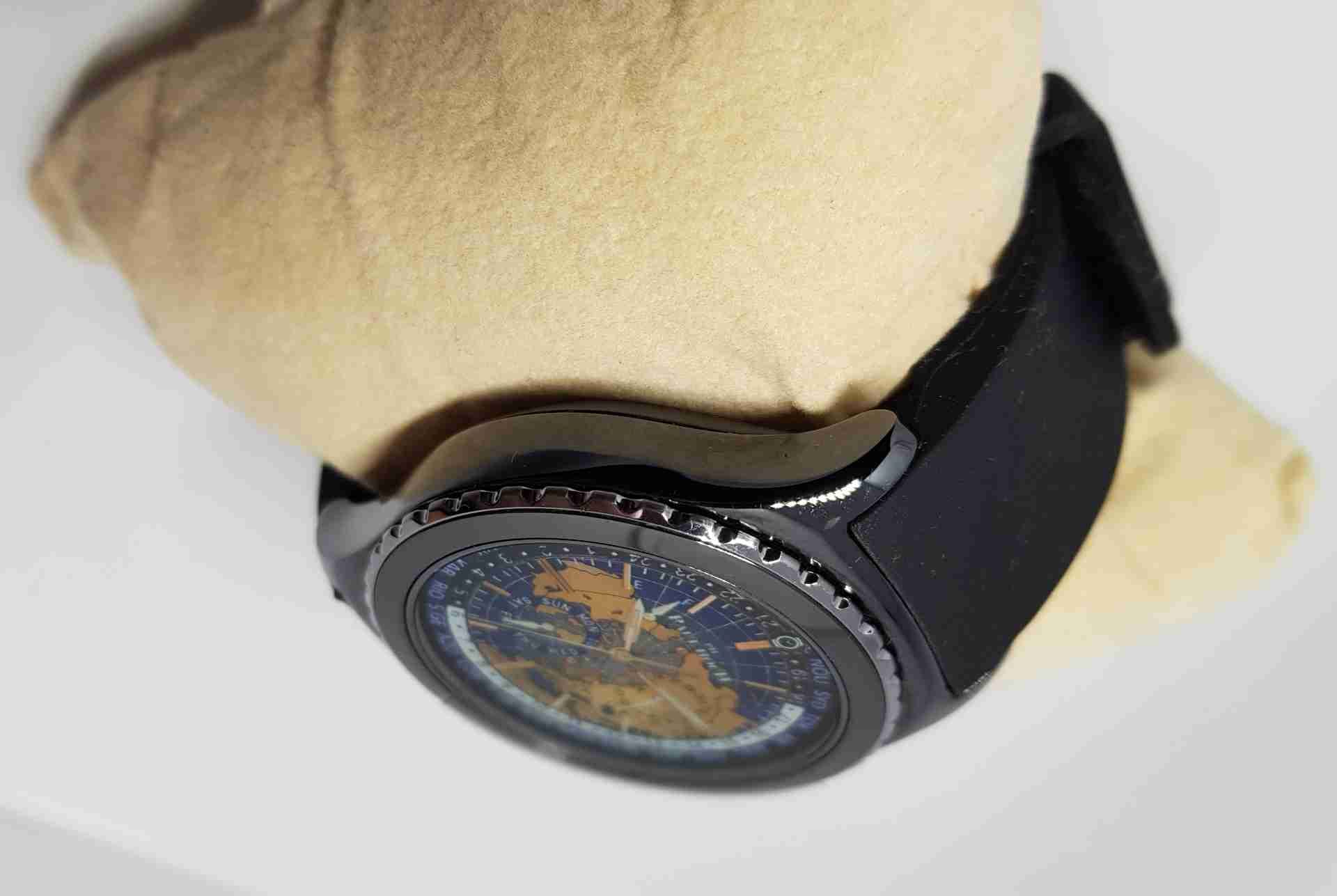 GEAR S2 CLASSIC IN EXCELLENT CONDITION
لا تنسَ أنك شاهدت هذا الإعلان في عنكبوت
GEAR S2 CLASSI...
