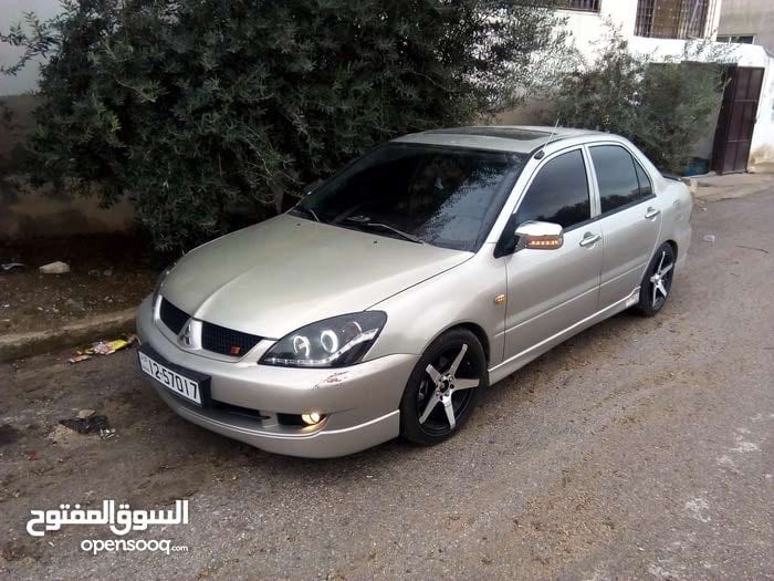 ميتسوبيشي لا نسر 2004 اربع جيد معدله من البوز للطيز فحصها اربعه جيد
لا تنسَ أنك شاهدت هذا الإعلان في عنكبوت...