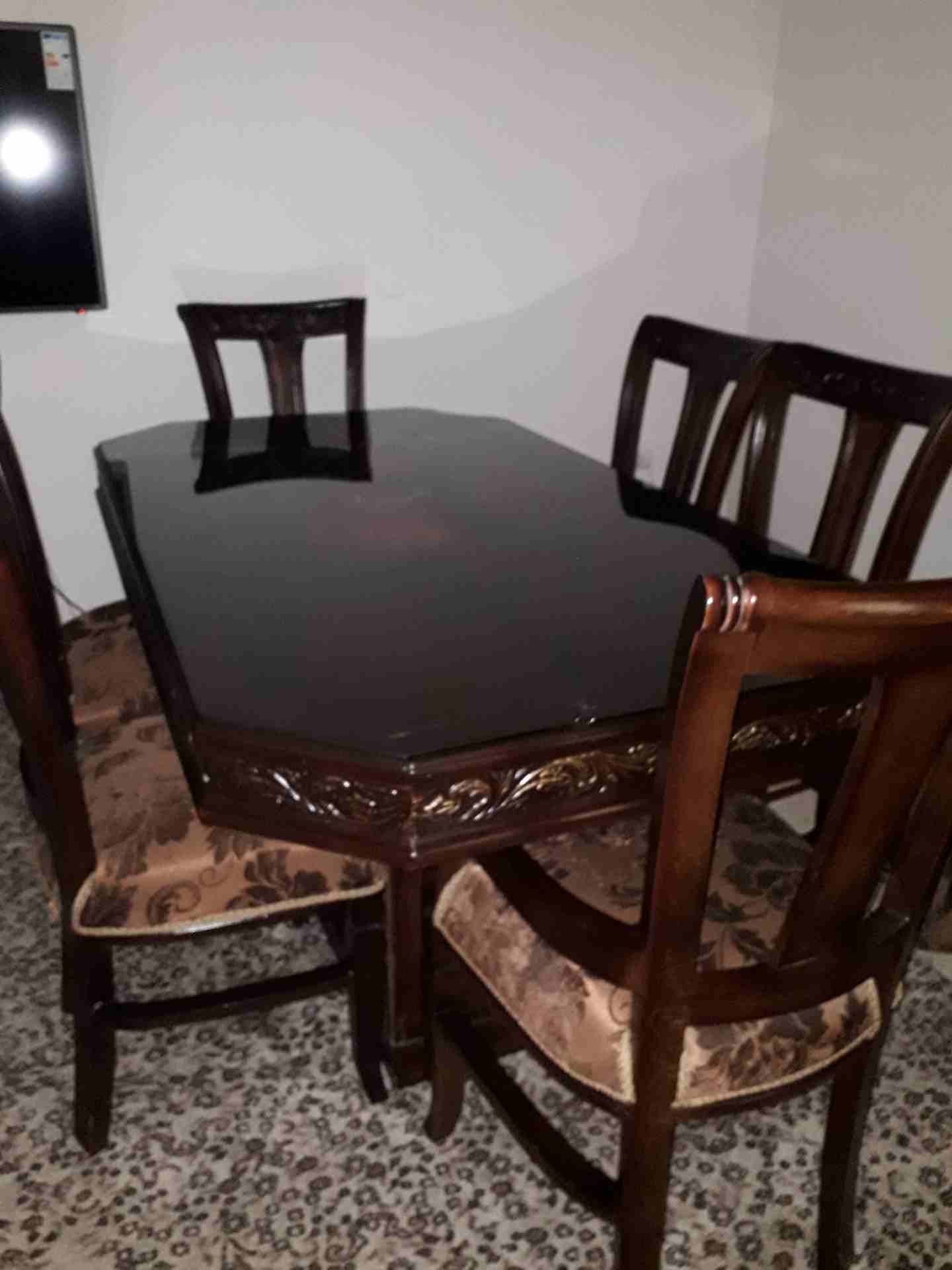 طاولت سفرة
لا تنسَ أنك شاهدت هذا الإعلان في عنكبوت
للبيع طاولت سفرة 6 كراسي خسب زان محفره من الجن...