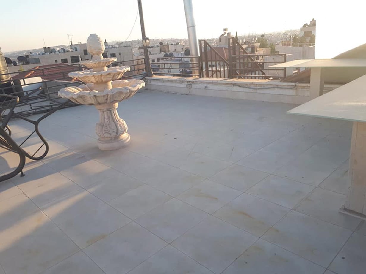 رووف مفروش للإيجار في عبدون مع ترس كبير 2 نوم
لا تنسَ أنك شاهدت هذا الإعلان في عنكبوت
الموقع...