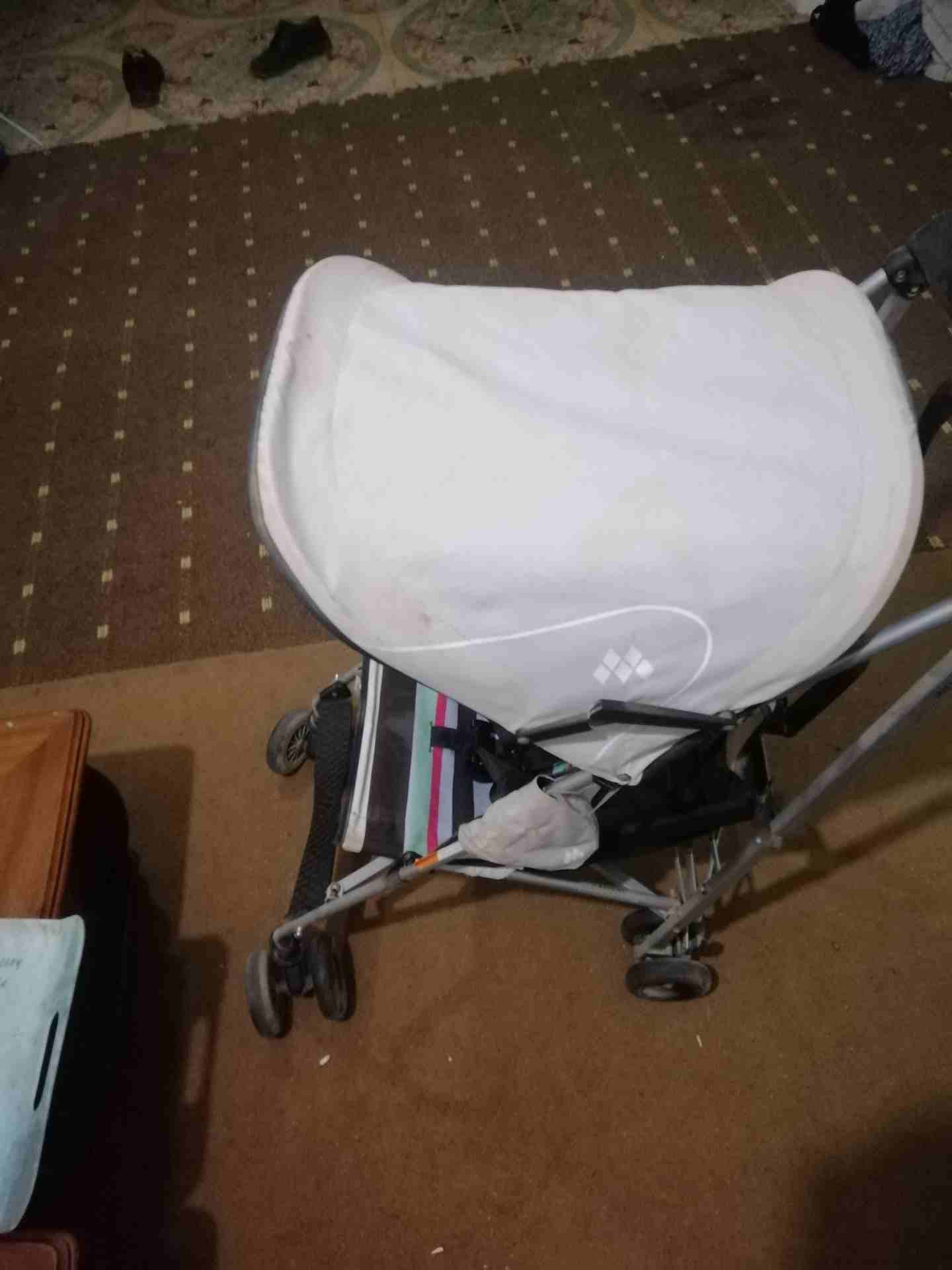 عربة أطفال نوع Maclaren volo للبيع
لا تنسَ أنك شاهدت هذا الإعلان في عنكبوت
عربة أطفال نوع Maclare...