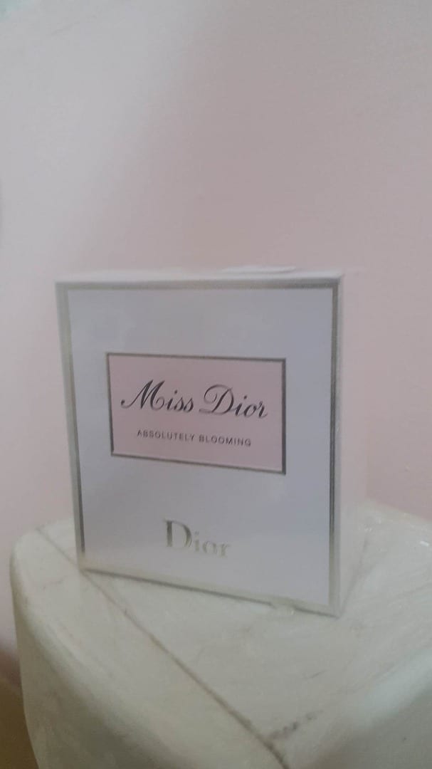 Tester Original Perfume for sale
لا تنسَ أنك شاهدت هذا الإعلان في عنكبوت
تسترات عطور للبيع /...