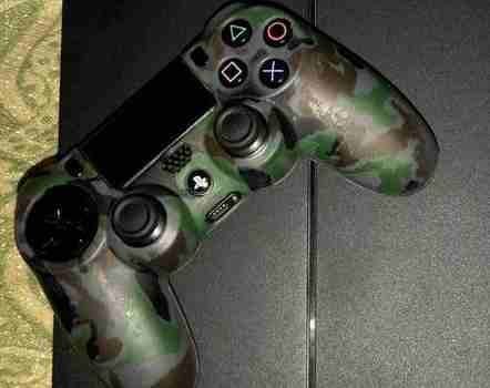 cd ps4 سيدين بحالة الجديد مع يد تحكم بحالة الجديد
لا تنسَ أنك شاهدت هذا الإعلان في عنكبوت
الايد ب...