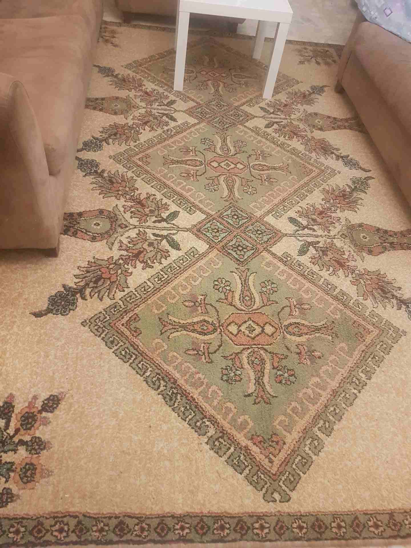 سجاد للبيع بحالة جيدة
لا تنسَ أنك شاهدت هذا الإعلان في عنكبوت
الموقع تلاع العلي...