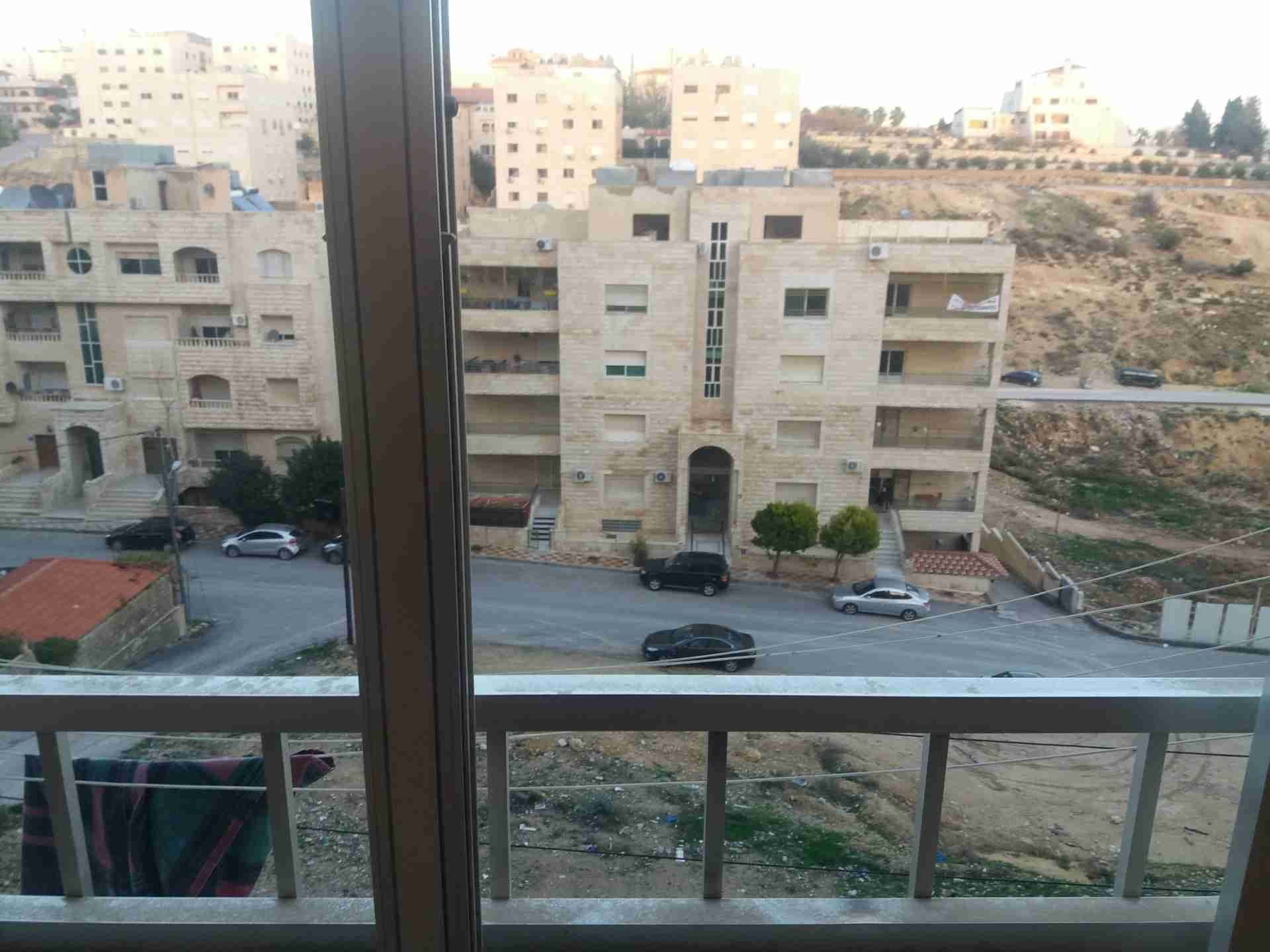 شقه فارغه للايجار في اجمل مناطق تلاع العلي مساحه 135 متر
لا تنسَ أنك شاهدت هذا الإعلان في عنكبوت...