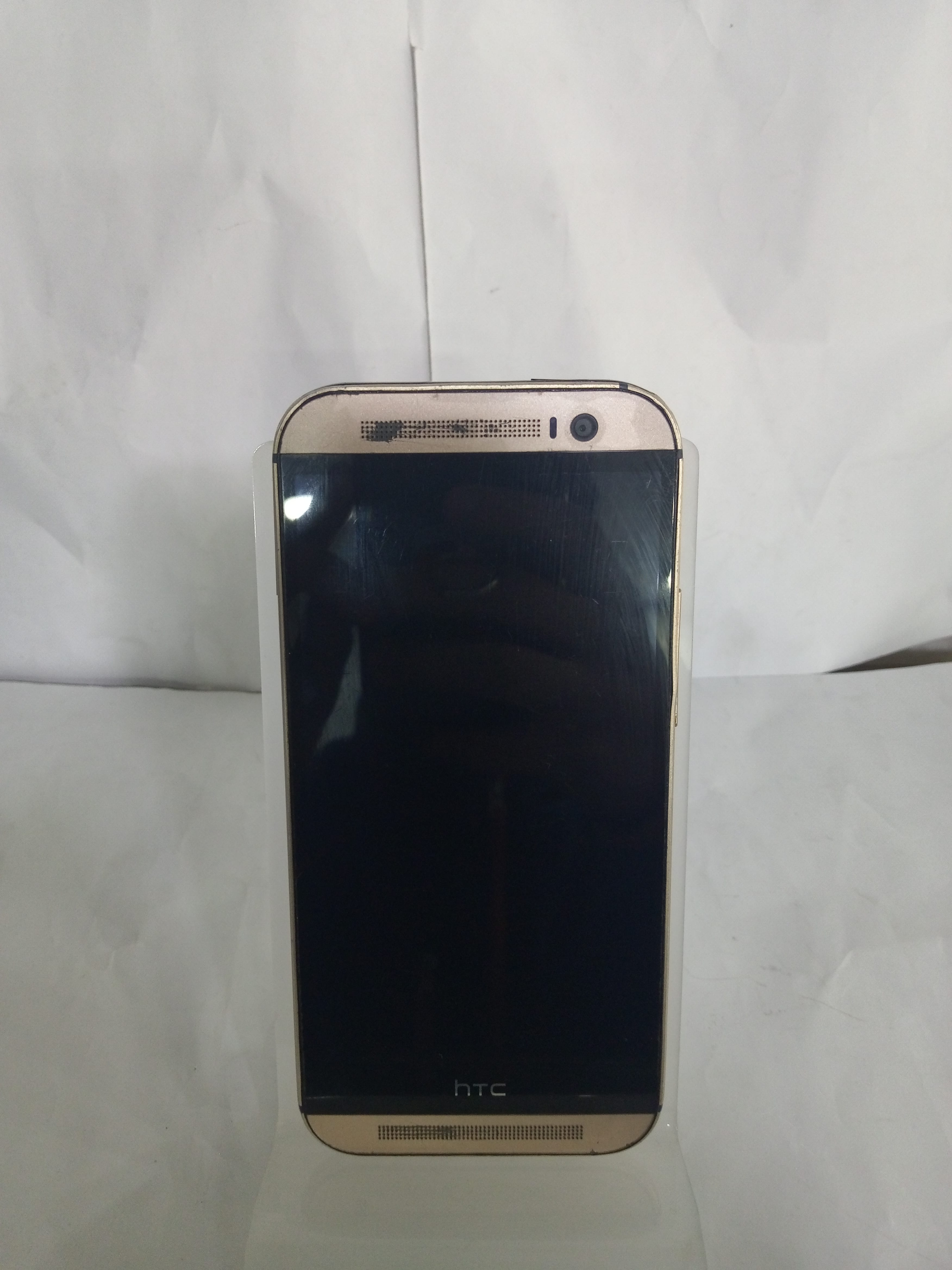 اتش تي سي وان ام 8 ذهبي للبيع
لا تنسَ أنك شاهدت هذا الإعلان في عنكبوت
HTC ONE M8 Gold 4G 16Gb...